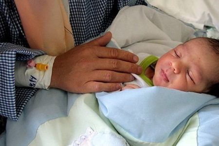 نوزاد عجول لرستانی قبل از رسیدن اورژانس بر بالین مادر متولد شد